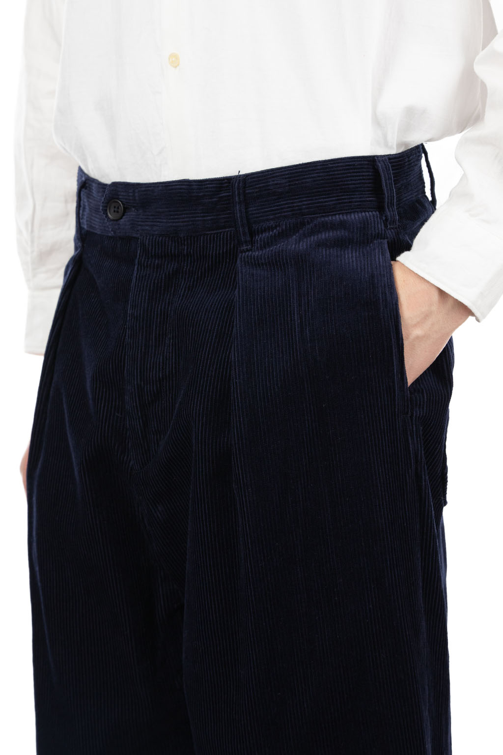 Engineered Garments - Carlyle Pant - Dk.Navy 8W Corduroy