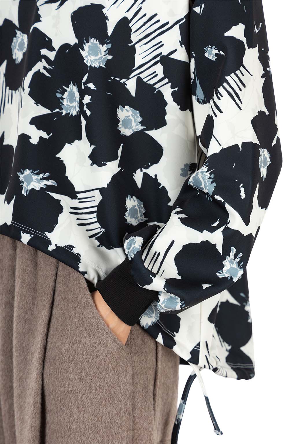 Manon -  KNIT LONG SLEEVE SPINDLE TEE