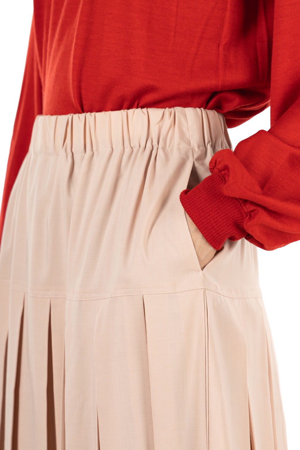 Manon - SWITCHING PLEATS SKIRT