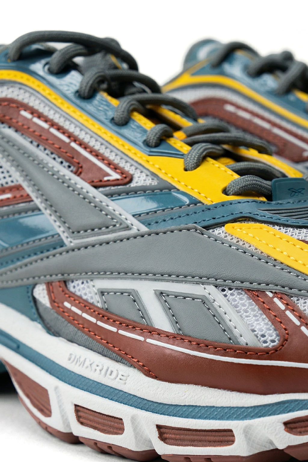 Reebok - Premier Road Ultra - Moon Rust New Grey