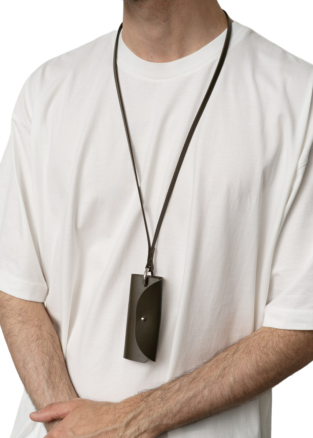 Still by hand - Leather key necklace - Dark Olive