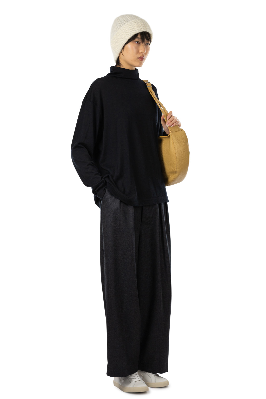 TOUJOURS - Turtle Neck Big Pullover  - Black