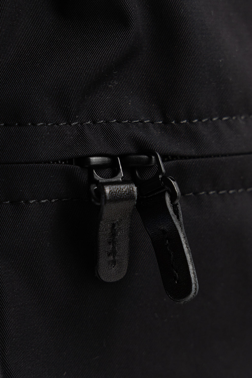 Amiacalva - Gabardine Backpack Single Pocket - Black