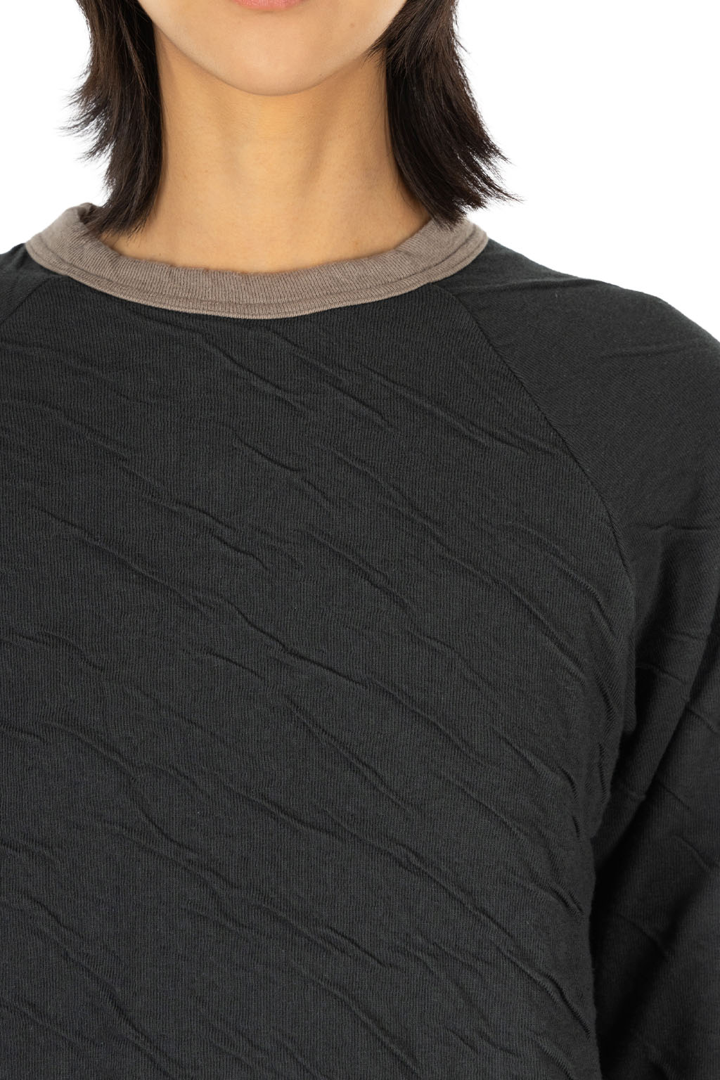 harmonie - Fluffy Double-Knit Bi-Color Raglan Pullover - Charcoal Mocha