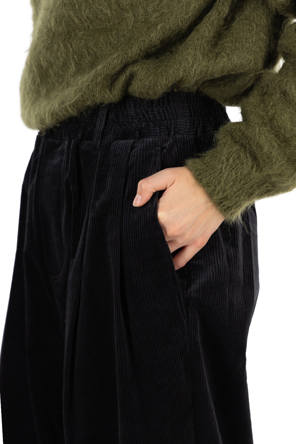 nicholson & nicholson - EVER Corduroy Pants - Black