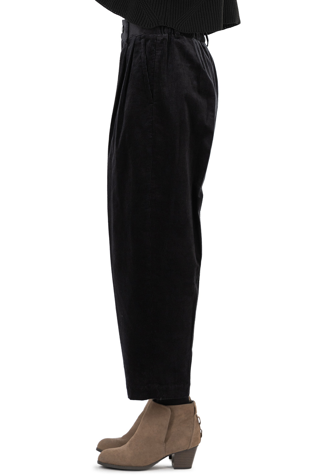 nicholson & nicholson - LENO Corduroy Pants - Black