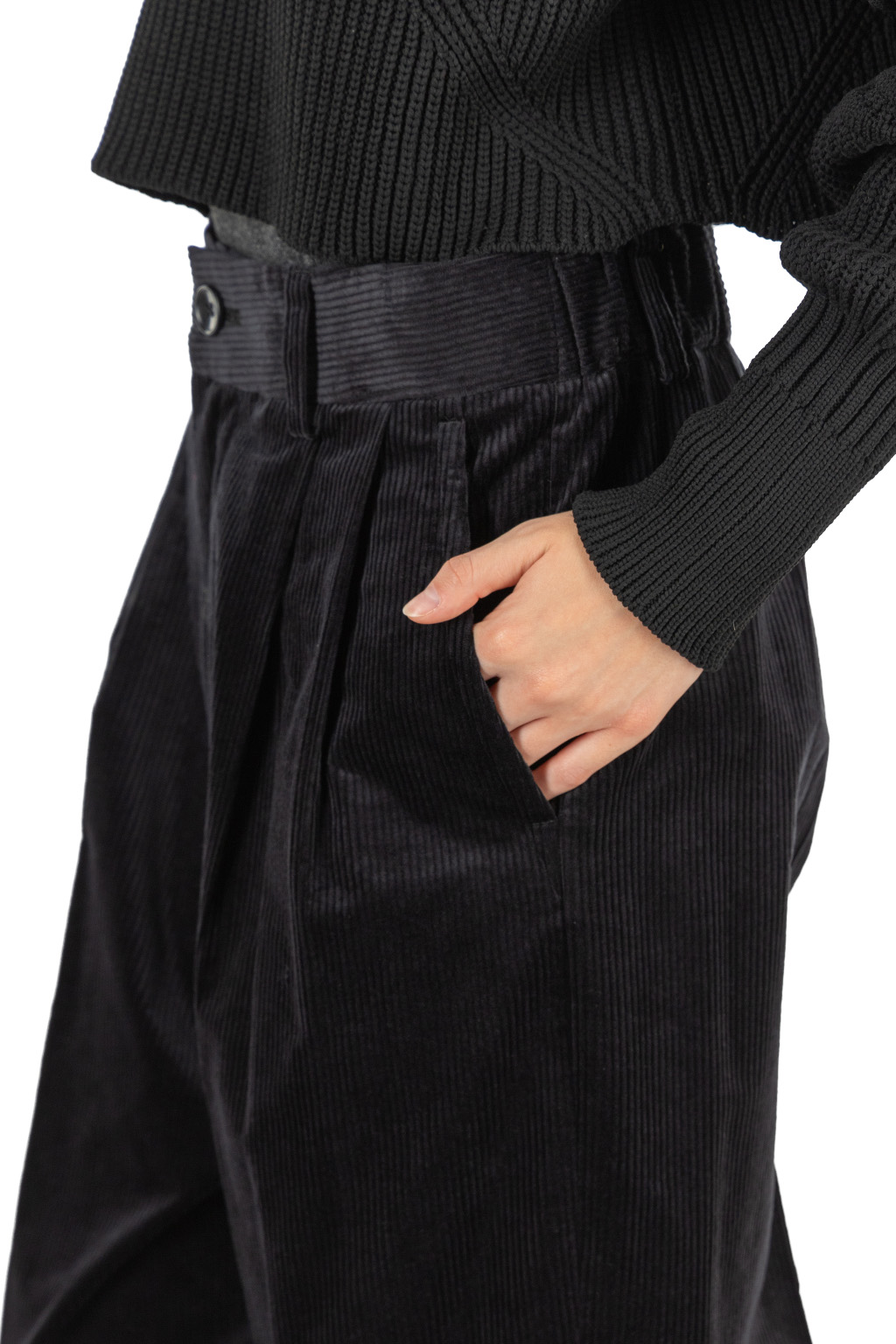 nicholson & nicholson - LENO Corduroy Pants - Black